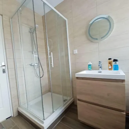 Casa de Férias L'escapade Carvinoise, Parking, Jardin, Au Calme *